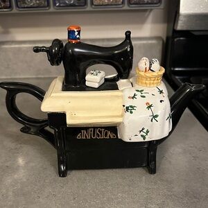 Seymour Mann Vintage Sewing Machine Teapot - Black and White